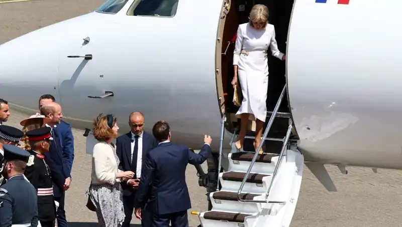 Macron Çifti Arasındaki Kriz Derinleşiyor: Eşi Görmezden Geldi