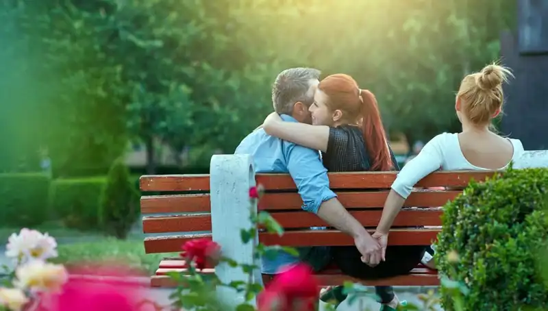 Aldatıldığınızı Gösteren 5 Gizli İşareti Kesinlikle Kaçırmayın!