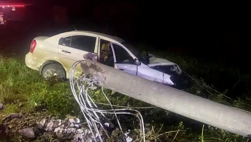 Beton Direğe Çarpan Sürücünün Hayatta Kalma Mücadelesi İnanılmaz Detaylarla Gündemde