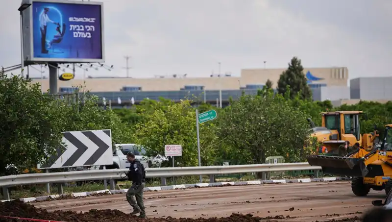 Husi Askeri Güçleri, İsrail'in Havaalanını Balistik Füze ile Vurdu!