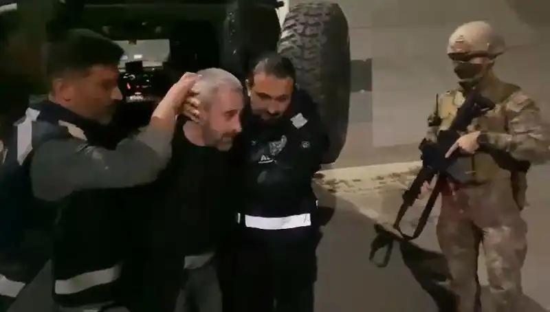 Kardeş Katili Yakalandı: 213 Saatlik Görüntü İzlenerek Suç Aydınlatıldı