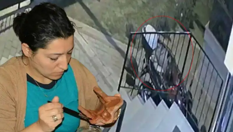 5. Kattan Düşerek Hayatını Kaybeden Tuğba'nın Şüpheli Ölümü: Gizemli Detaylar
