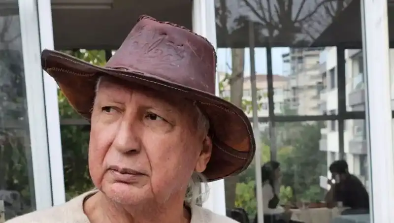 Prof. Dr. Şener Üşümezsoy'un Kariyeri ve Deprem Tahminleriyle İlgili Başarıları