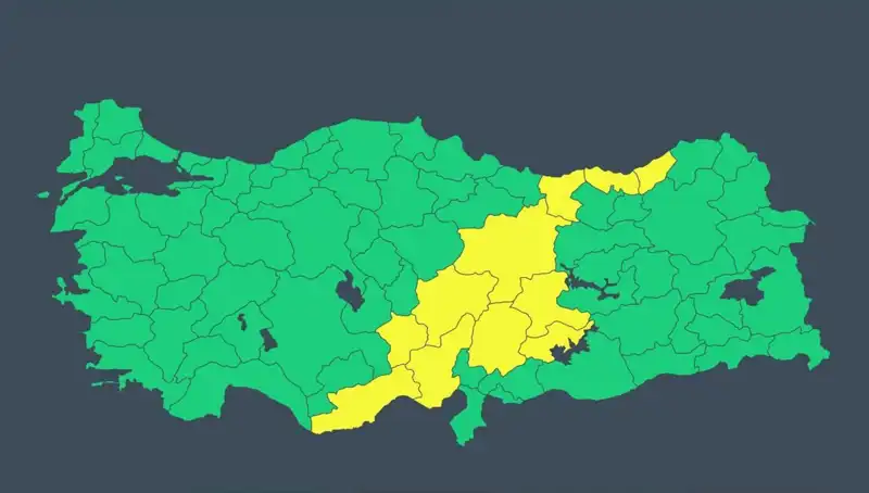 11 İlde Sağanak Yağış ve Şiddetli Fırtına Uyarısı: Hazırlıklı Olun!