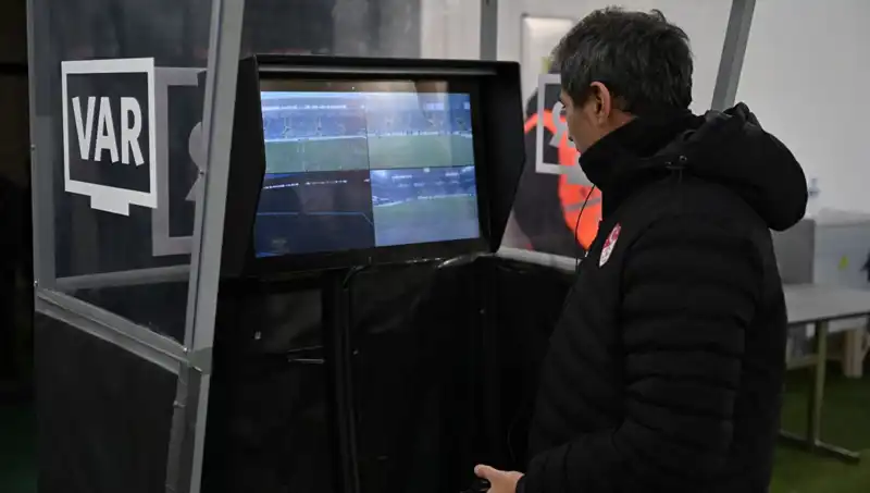 Konyaspor-Galatasaray Maçında VAR Koltuğunda Kim Oturacak?