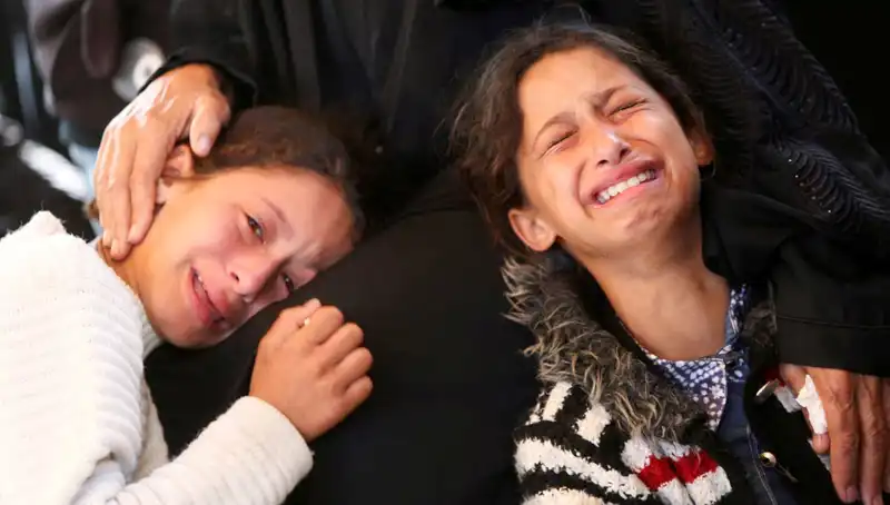 Gazze'de Bayram Coşkusuna Yas Damgası: Yeni Bir Krizin Eşiğinde