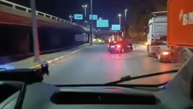 İstanbul'da Çarpıcı Kaçakçılık Operasyonu: 36 Milyon TL Değerinde Ürünler Ele Geçirildi