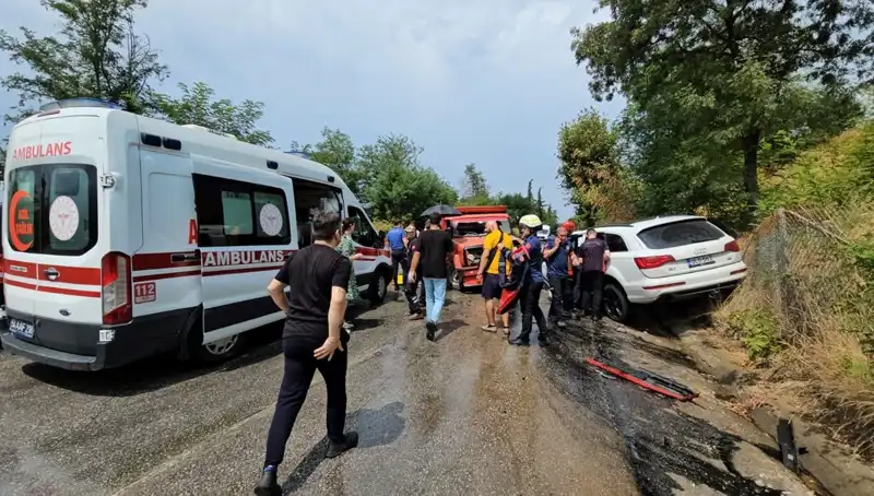 Sakarya'da Feci Trafik Kazası: 4 Çocuk 5 Yaralı!
