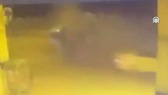 Kafa Kafaya Çarpışma: Gaziantep'teki Feci Kaza Güvenlik Kamerasında!