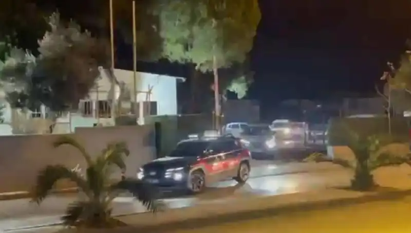 İzmir'de 24 Saat Süren Operasyonda 141 Hükümlü Yakalandı!