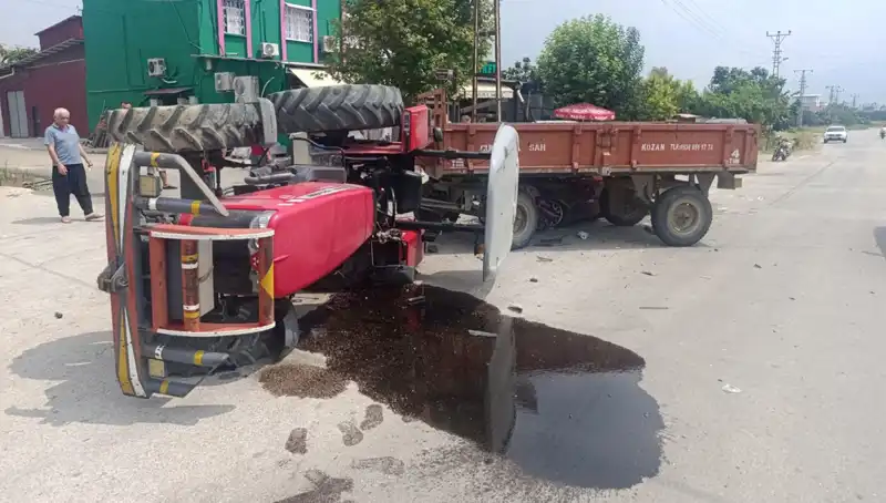 Traktör ve Otomobil Çarpışması: Feci Kaza İki Kişiyi Yaraladı