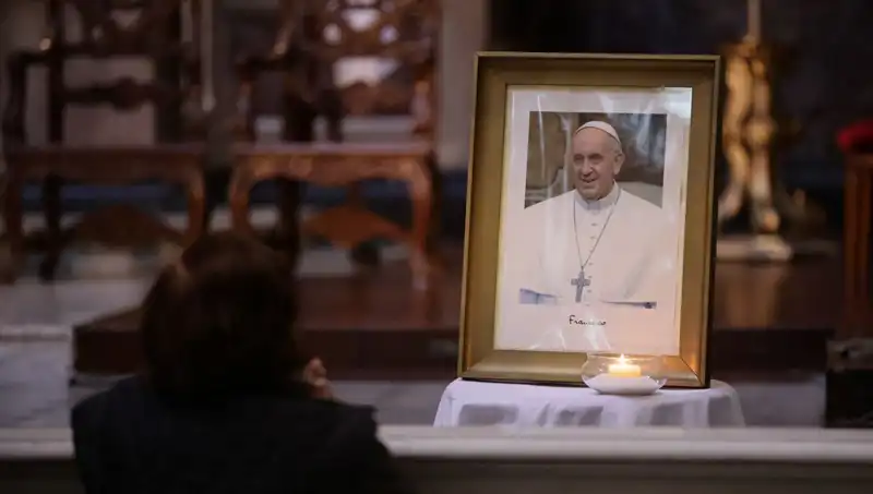 Papa Francis'in Vasiyeti ve Cenaze Detayları: Neler Açıklandı?