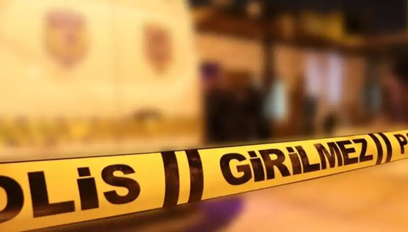 İzmir'de Aile Arasında Kavga: 4 Kişi Ağır Yaralandı