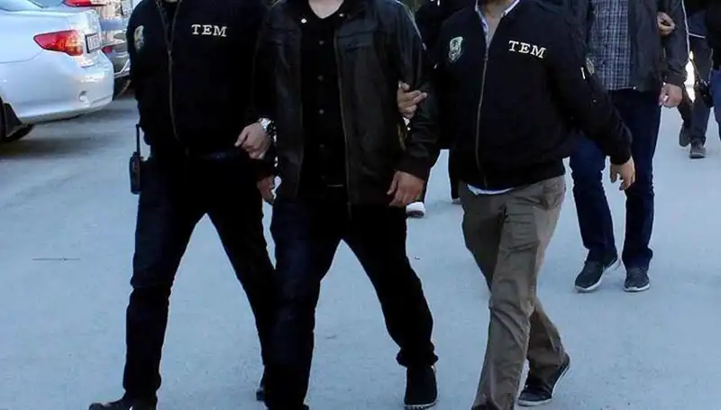 İstanbul’da Terör Operasyonu: 14 Kişi Gözaltına Alındı!