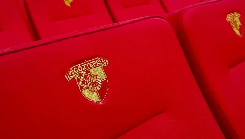 Göztepe, Futbolcu Junior Olaitan'la Anlaşarak Gücünü Artırdı!