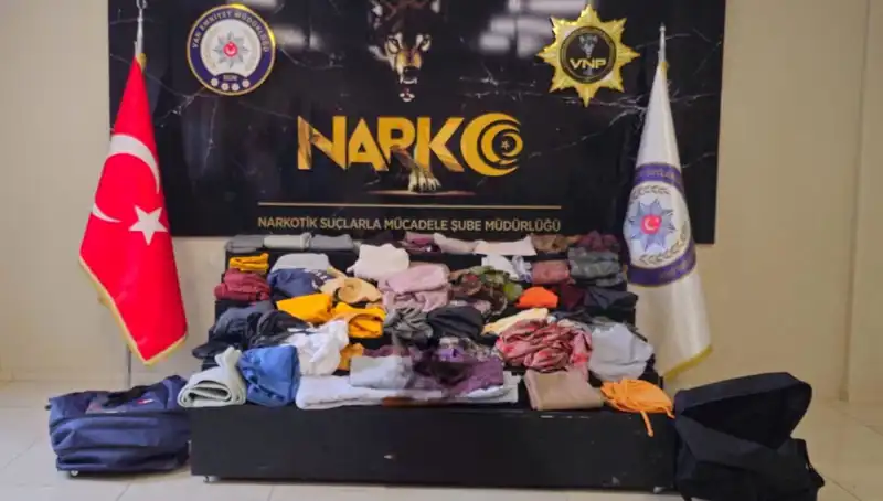 32 Kilo Metamfetamin ile Yakalanan Şüpheli, Uyuşturucu Çetesiyle Bağlantılı mı?