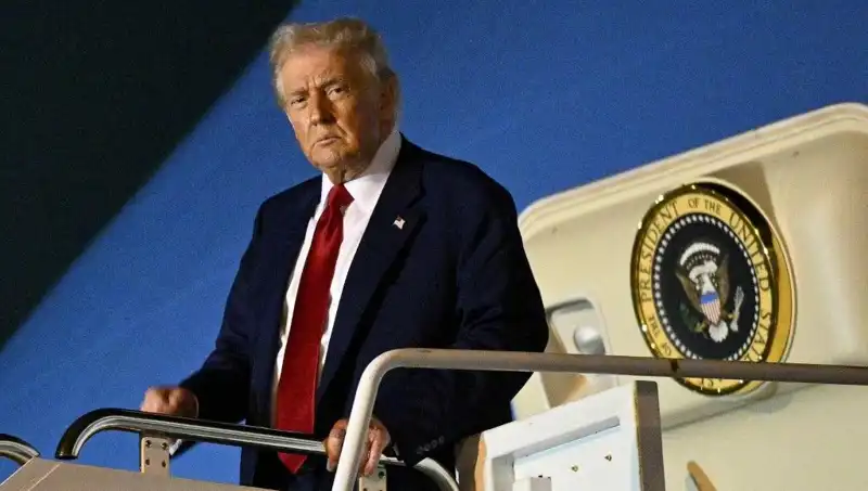 Trump, Lahey'deki NATO Zirvesi'nde Dikkatleri Üzerine Çekecek Mi?