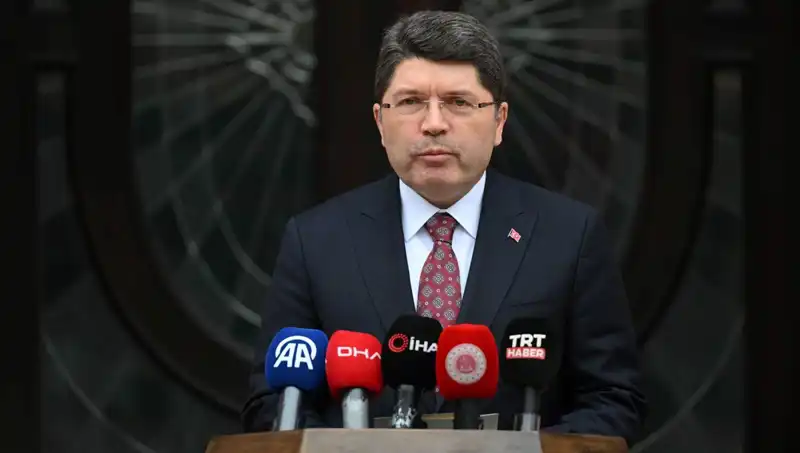 İmralı Heyeti, Adalet Bakanı Tunç ile Tarihi Bir Görüşmeye Hazırlanıyor